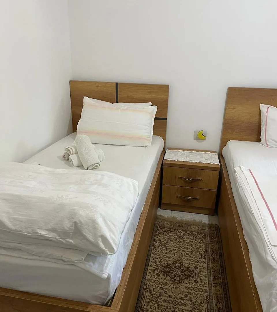 Hostel Xarba Gjirokastra 0*,